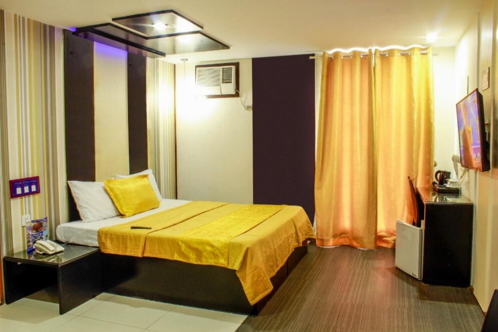 Hotel Dreamworld North Edsa